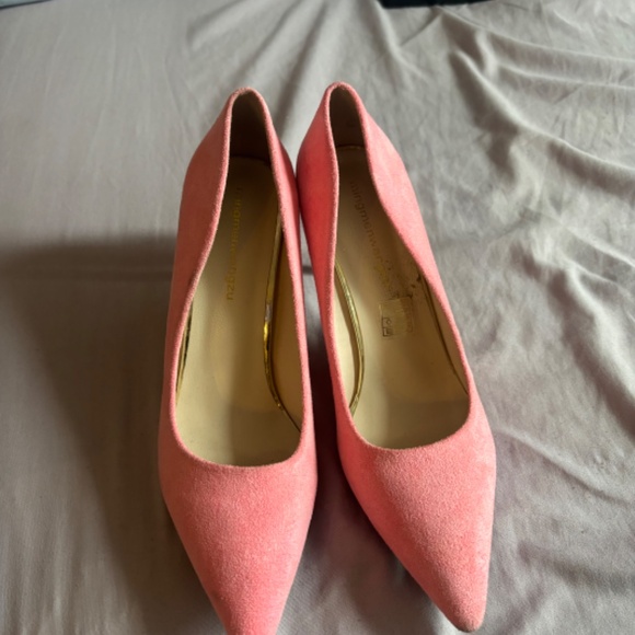 Pink heels - Picture 3 of 3